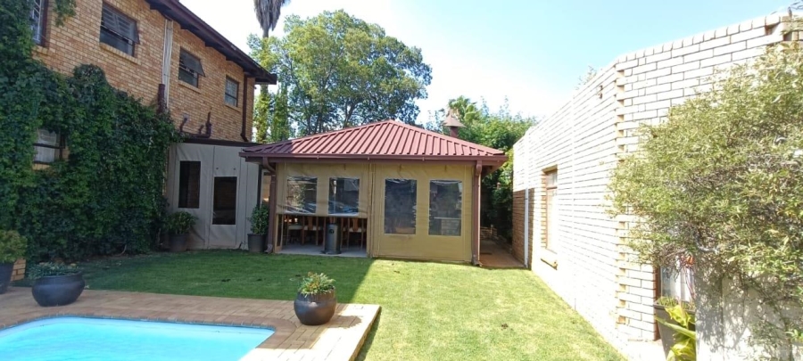 4 Bedroom Property for Sale in Langenhovenpark Free State